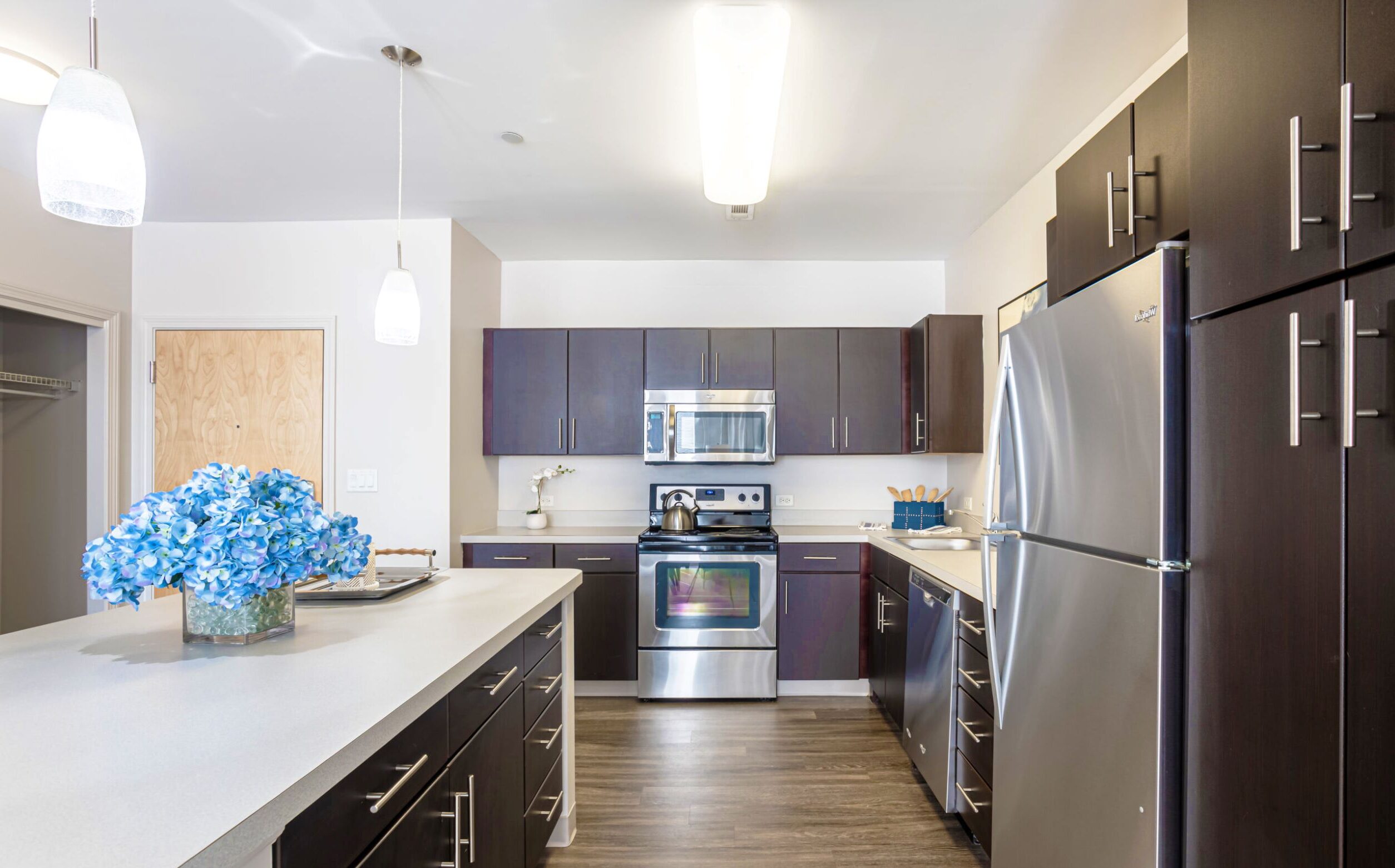 kitchen-straightshot-150-edited-e1642098286201